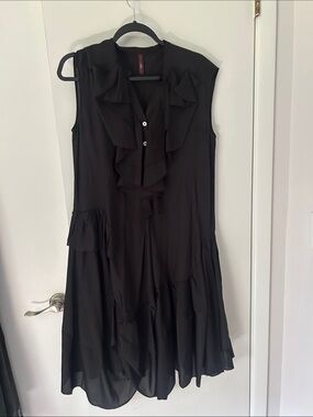 Sleeveless Black Ruffle-Front Tunic Top